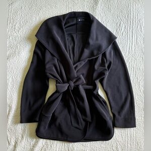 Lululemon softstreme belted wrap